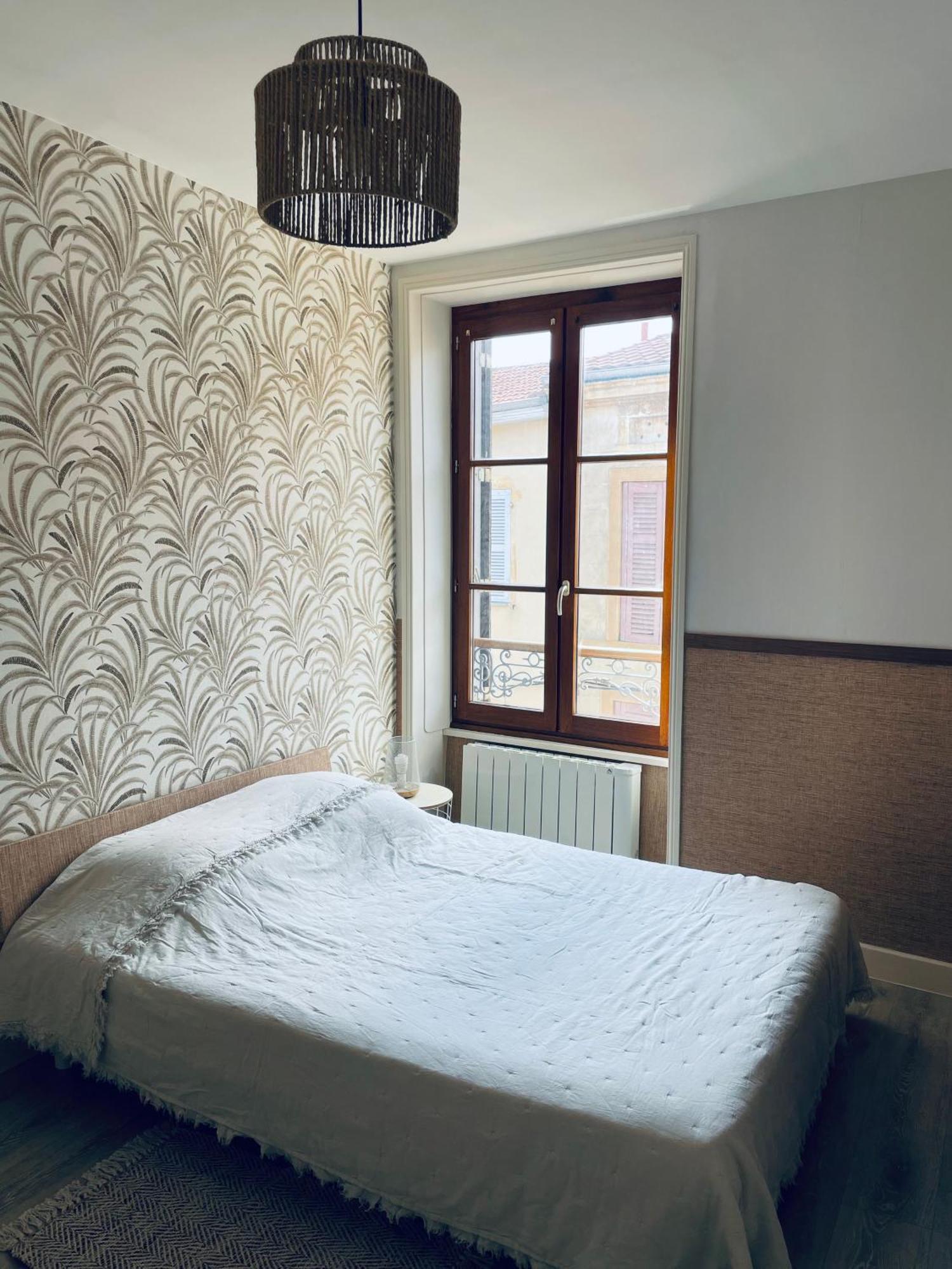 Appartement Centre De Charlieu Extérieur photo